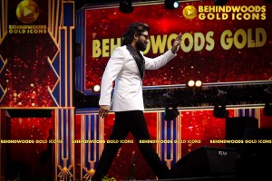 BEHINDWOODS GOLD ICONS 2023 - THE AWARD MOMENTS SET 1