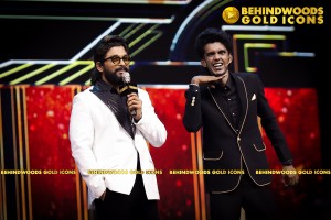 BEHINDWOODS GOLD ICONS 2023 - THE AWARD MOMENTS SET 1