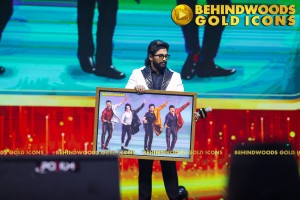 BEHINDWOODS GOLD ICONS 2023 - THE AWARD MOMENTS SET 1