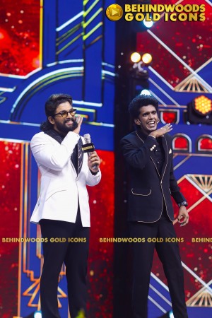 BEHINDWOODS GOLD ICONS 2023 - THE AWARD MOMENTS SET 1