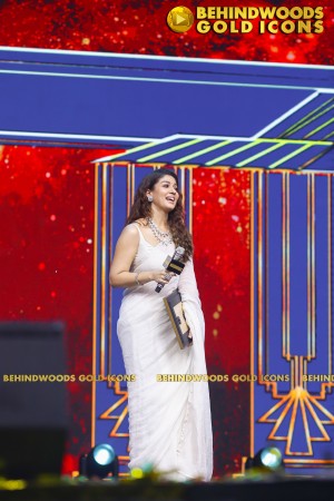 BEHINDWOODS GOLD ICONS 2023 - THE AWARD MOMENTS SET 1