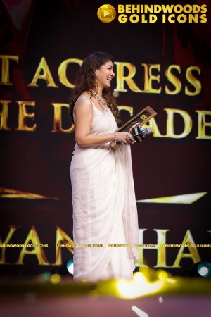 BEHINDWOODS GOLD ICONS 2023 - THE AWARD MOMENTS SET 1