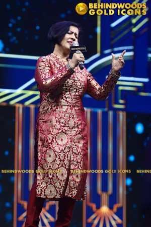 BEHINDWOODS GOLD ICONS 2023 - THE AWARD MOMENTS SET 2