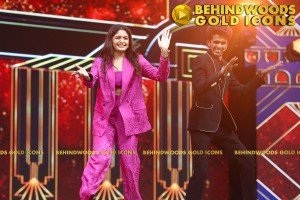 BEHINDWOODS GOLD ICONS 2023 - THE AWARD MOMENTS SET 2