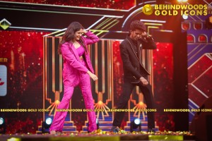 BEHINDWOODS GOLD ICONS 2023 - THE AWARD MOMENTS SET 2