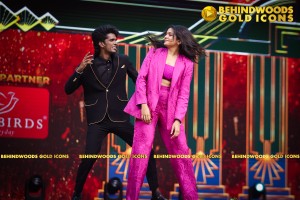 BEHINDWOODS GOLD ICONS 2023 - THE AWARD MOMENTS SET 2