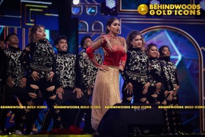 BEHINDWOODS GOLD ICONS 2023 - THE AWARD MOMENTS SET 2