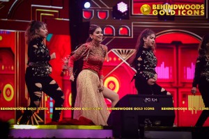 BEHINDWOODS GOLD ICONS 2023 - THE AWARD MOMENTS SET 2