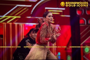 BEHINDWOODS GOLD ICONS 2023 - THE AWARD MOMENTS SET 2