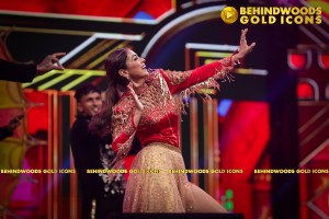 BEHINDWOODS GOLD ICONS 2023 - THE AWARD MOMENTS SET 2