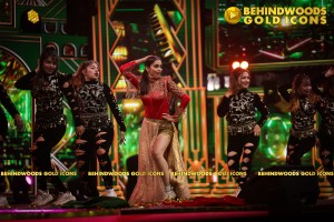 BEHINDWOODS GOLD ICONS 2023 - THE AWARD MOMENTS SET 2