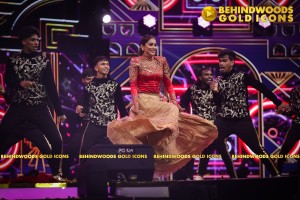 BEHINDWOODS GOLD ICONS 2023 - THE AWARD MOMENTS SET 2