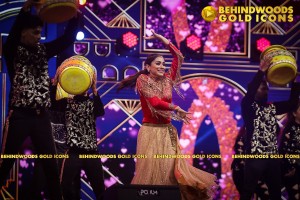 BEHINDWOODS GOLD ICONS 2023 - THE AWARD MOMENTS SET 2