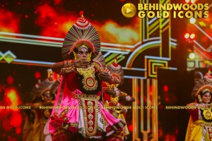 BEHINDWOODS GOLD ICONS 2023 - THE AWARD MOMENTS SET 2