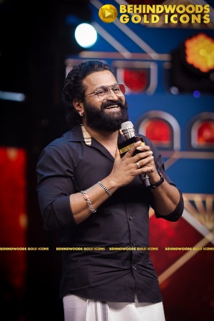 BEHINDWOODS GOLD ICONS 2023 - THE AWARD MOMENTS SET 2