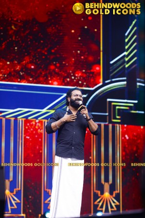 BEHINDWOODS GOLD ICONS 2023 - THE AWARD MOMENTS SET 2