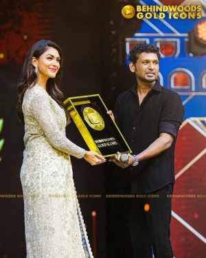 BEHINDWOODS GOLD ICONS 2023 - THE AWARD MOMENTS SET 2