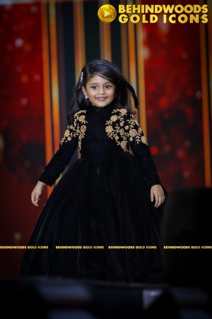 BEHINDWOODS GOLD ICONS 2023 - THE AWARD MOMENTS SET 3