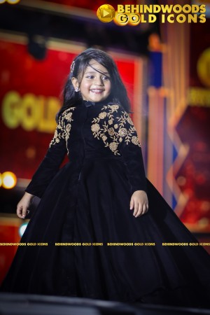 BEHINDWOODS GOLD ICONS 2023 - THE AWARD MOMENTS SET 3