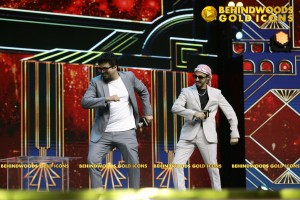 BEHINDWOODS GOLD ICONS 2023 - THE AWARD MOMENTS SET 3