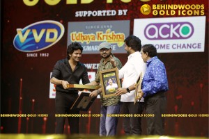 BEHINDWOODS GOLD ICONS 2023 - THE AWARD MOMENTS SET 3