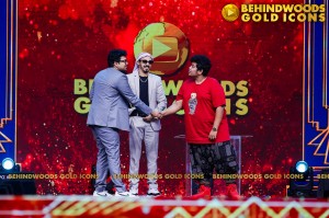 BEHINDWOODS GOLD ICONS 2023 - THE AWARD MOMENTS SET 3