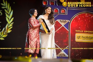 BEHINDWOODS GOLD ICONS 2023 - THE AWARD MOMENTS SET 3