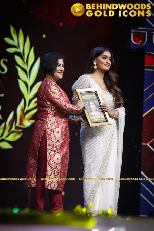 BEHINDWOODS GOLD ICONS 2023 - THE AWARD MOMENTS SET 3