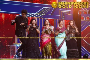 BEHINDWOODS GOLD ICONS 2023 - THE AWARD MOMENTS SET 3