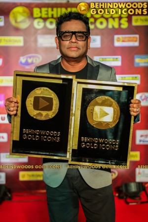 BEHINDWOODS GOLD ICONS 2023 - THE RED CARPET SET 1