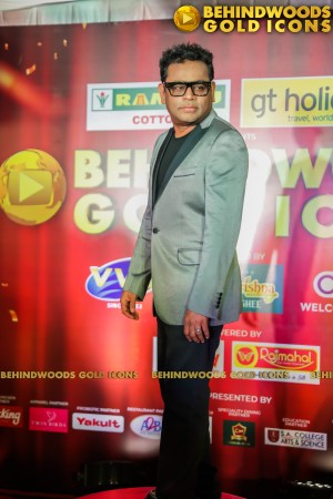 BEHINDWOODS GOLD ICONS 2023 - THE RED CARPET SET 1