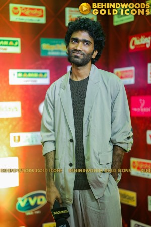 BEHINDWOODS GOLD ICONS 2023 - THE RED CARPET SET 1