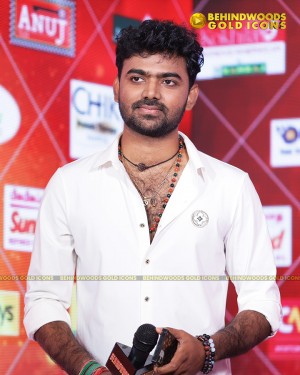 Behindwoods Gold Icons 2024 - The Red Carpet