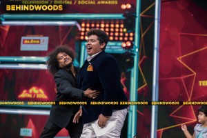 Behindwoods Gold Icons - Happy Fun Moments