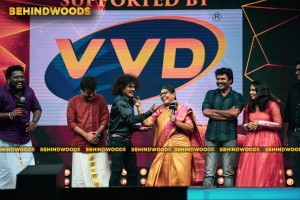 Behindwoods Gold Icons - Happy Fun Moments