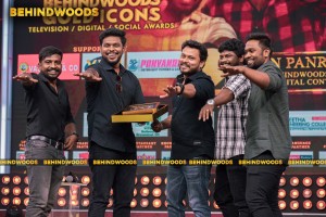 Behindwoods Gold Icons - Happy Fun Moments