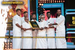 Behindwoods Gold Icons - The Awarding Photos