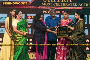 Behindwoods Gold Icons - The Awarding Photos