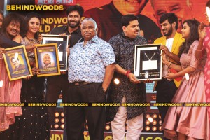 Behindwoods Gold Icons - The Awarding Photos