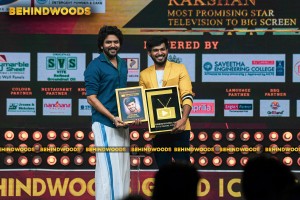 Behindwoods Gold Icons - The Awarding Photos