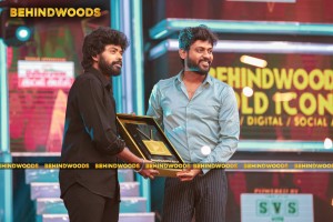 Behindwoods Gold Icons - The Awarding Photos