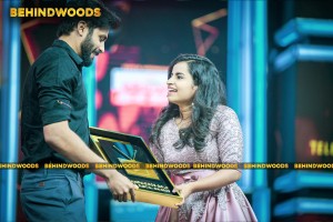 Behindwoods Gold Icons - The Awarding Photos