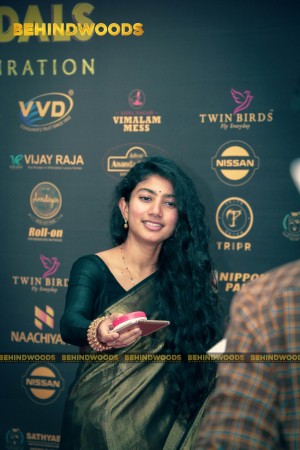 Behindwoods Gold Medals 2019 - The Red Carpet