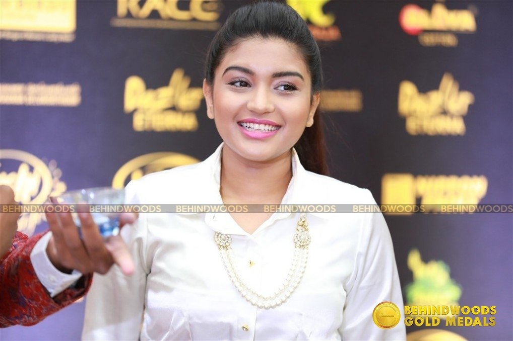 Behindwoods Gold Medals - Iconic Edition - The Red Carpet