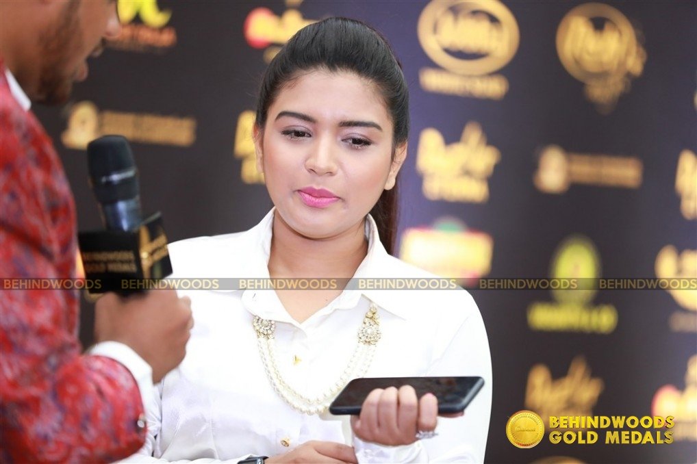 Behindwoods Gold Medals - Iconic Edition - The Red Carpet