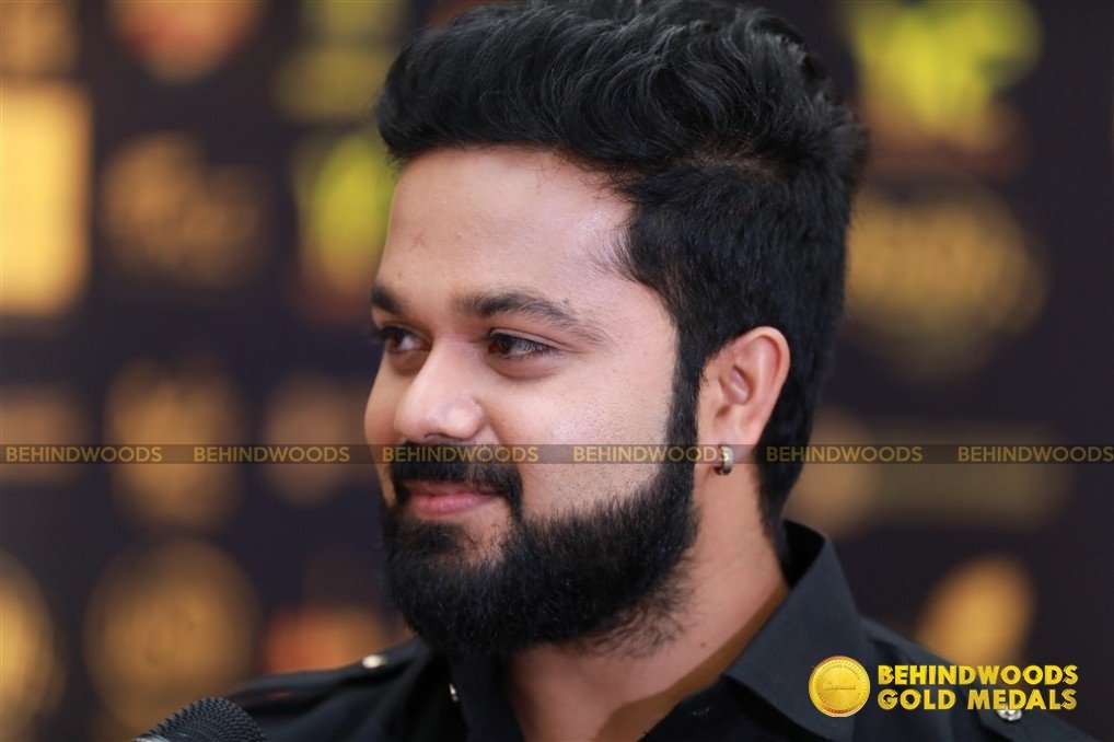 Behindwoods Gold Medals - Iconic Edition - The Red Carpet