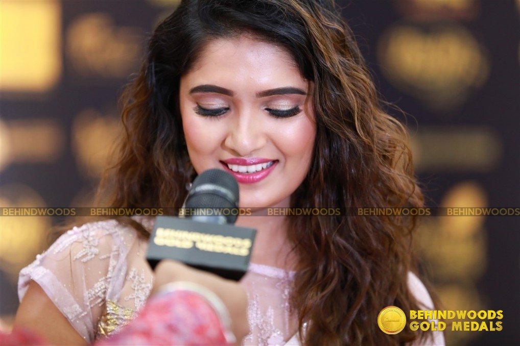 Behindwoods Gold Medals - Iconic Edition - The Red Carpet