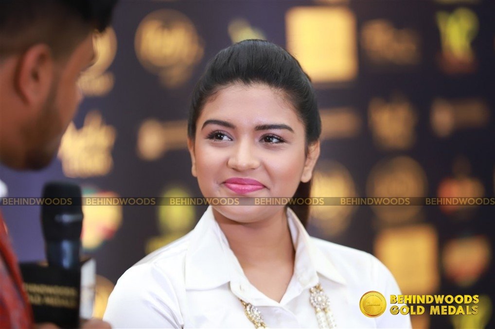 Behindwoods Gold Medals - Iconic Edition - The Red Carpet