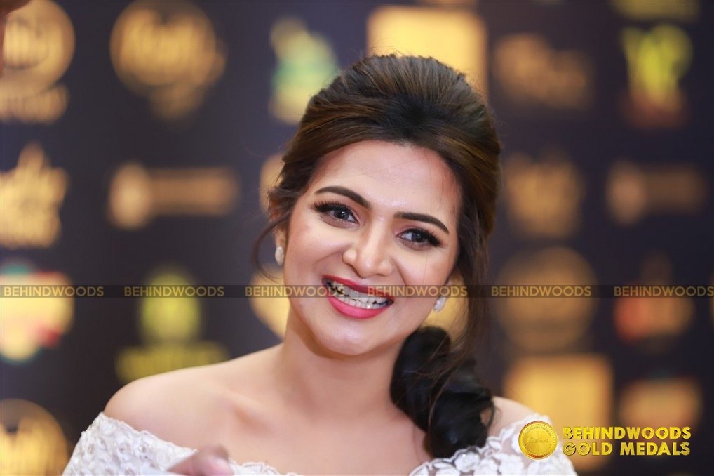 Behindwoods Gold Medals - Iconic Edition - The Red Carpet