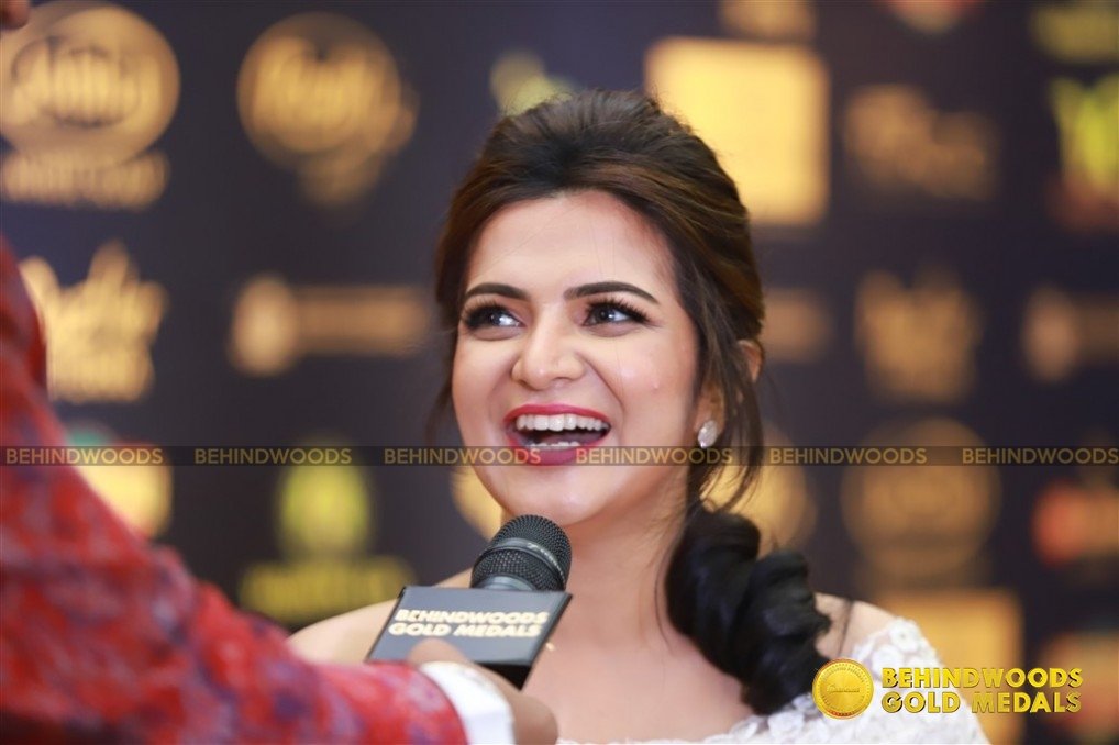 Behindwoods Gold Medals - Iconic Edition - The Red Carpet